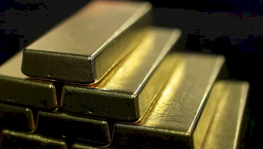 لأول مرة منذ نوفمبر.. الذهب يتراجع دون 4000 دولار للأونصة