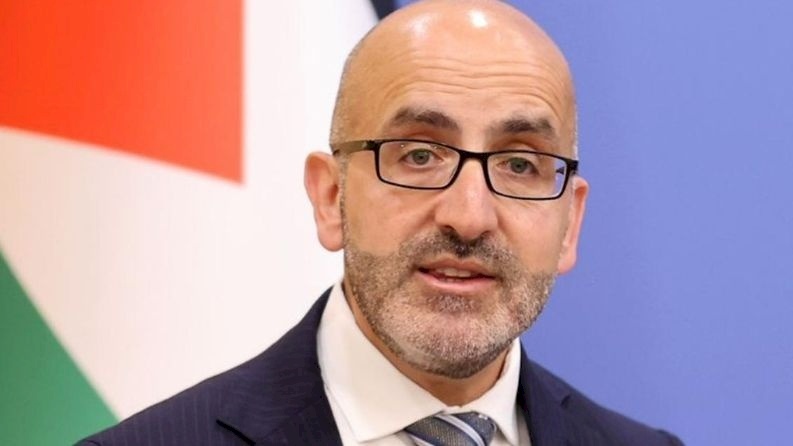 Le ministre des Finances annonce le lancement de la phase pilote de l'application "Yabous" pour soutenir les employés