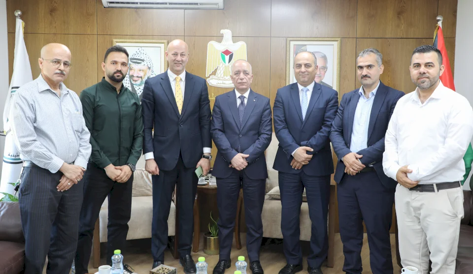 ضمن جهودها لدعم الهيئات المحلية.. سلطة الأراضي تبحث مع بلدية عجة تنفيذ مشاريع تنموية على أراضي الدولة