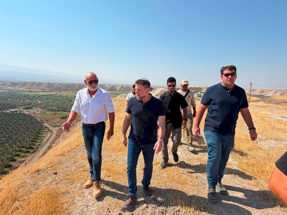 Smotrich : Nous ne permettrons pas à l'Iran de transférer des armes par la vallée du Jourdain