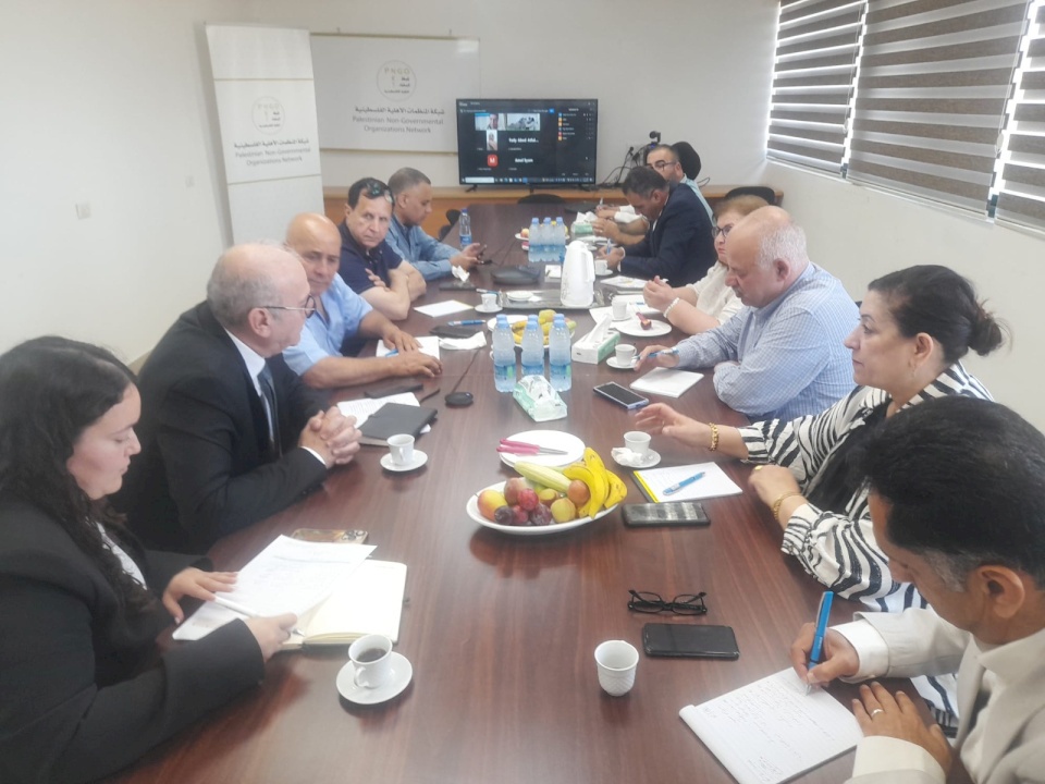 During a meeting with the Prime Minister's Advisor for International Relations.. Emphasis on the importance of comprehensive national and community dialogue and the integration of relationships to support resilience in the face of challenges