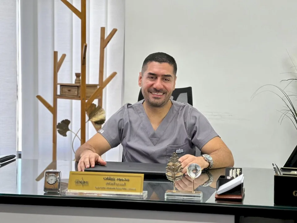 Une avancée médicale palestinienne mondiale.. Le Dr Mahmoud Rziqat détermine une mutation génétique causant une maladie rare au sein d'une famille ayant perdu 13 enfants