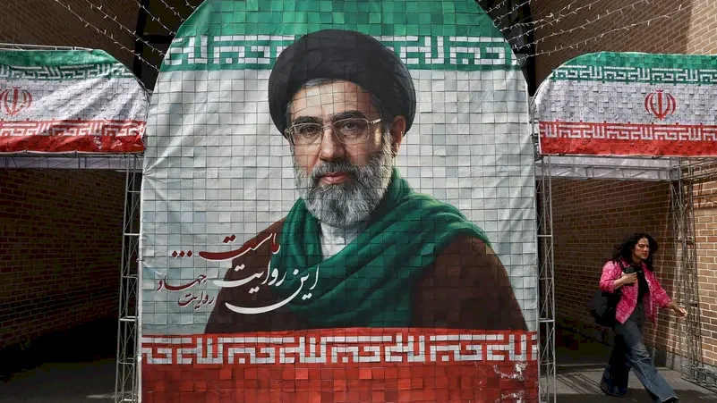 Les services de renseignement américains : Le nouveau guide iranien est plus enclin à l’armement nucléaire