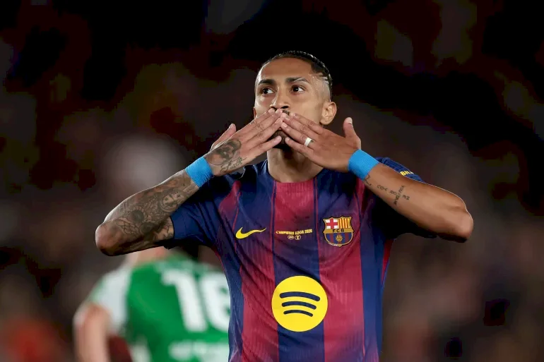 مقابل 80 مليون يورو.. برشلونة يحسم موقفه من بيع رافينيا للهلال