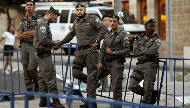 جيش الاحتلال يحول القدس إلى ثكنة عسكرية 