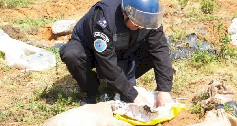 مصرع مواطن وإصابة اثنين بانفجار بالخليل