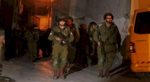 إصابة شابين برصاص الاحتلال في دير أبو مشعل