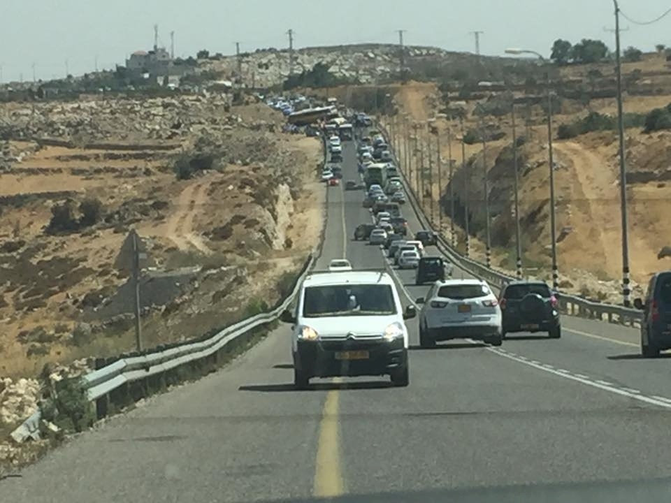 مطالبة اسرائيل بايجاد حل عاجل لطريق شرق رام الله 